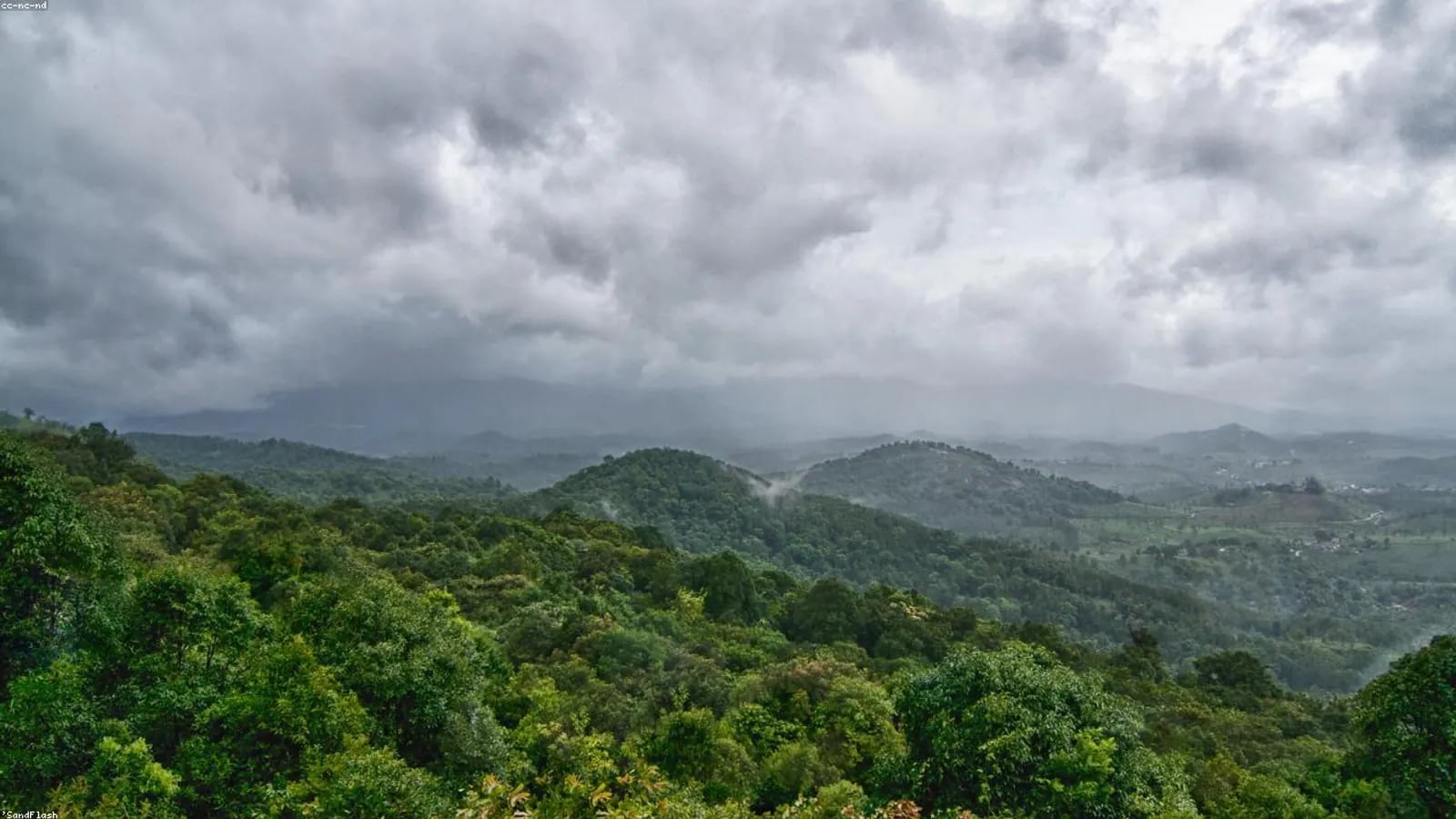 ಹುಬ್ಬಳ್ಳಿ ವಿಮಾನ ನಿಲ್ದಾಣದಲ್ಲಿ ರಾತ್ರಿ ಇಳಿಯುವಿಕೆ
